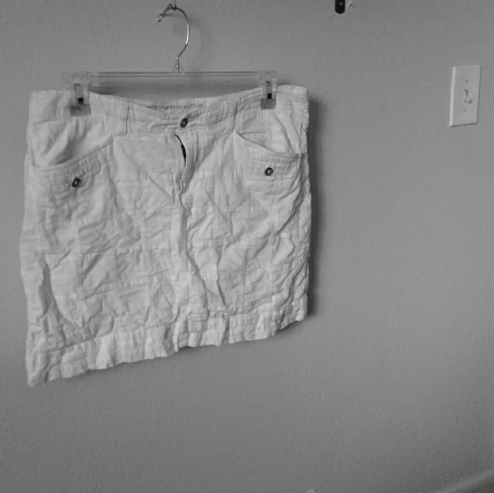 PLUS SIZE mini skirt w/ attached shorts